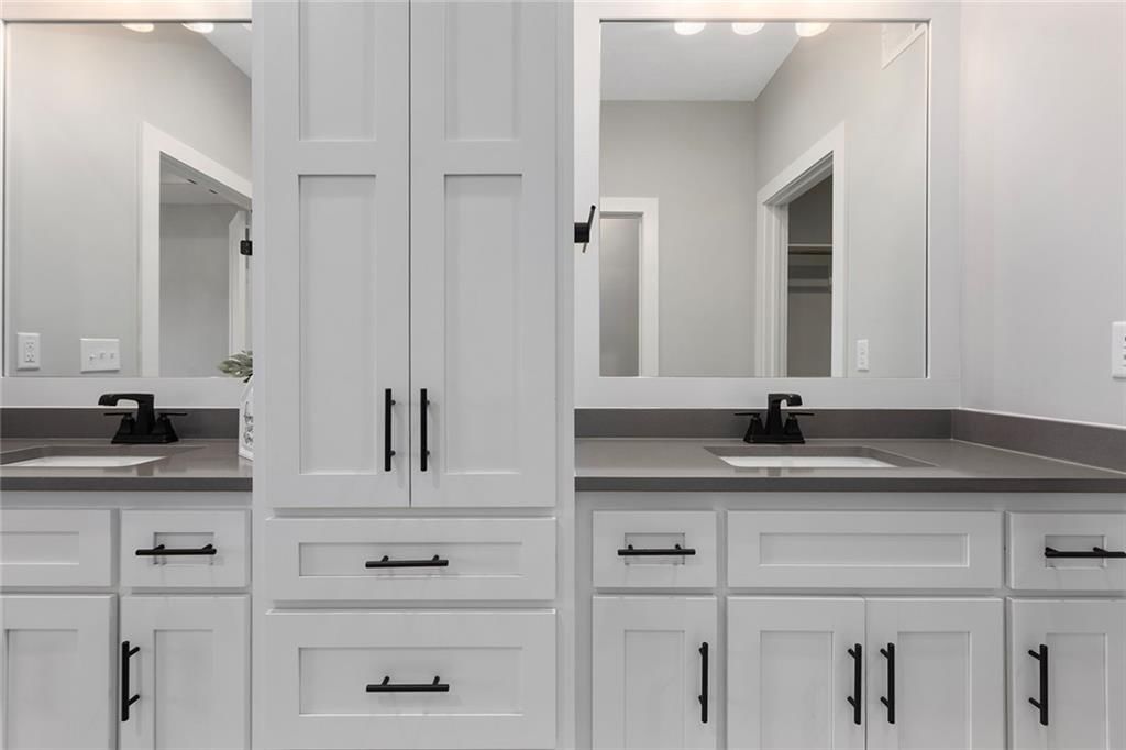 4017 NE Sagamore Drive — photo 13