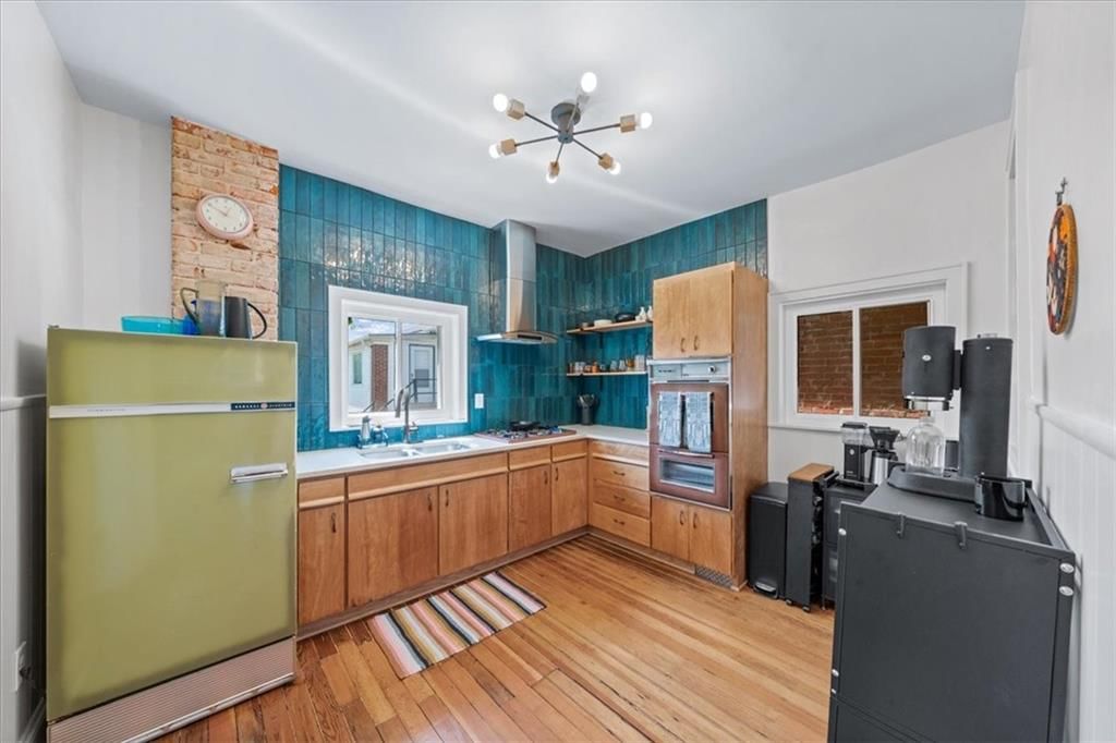 713 W 20th Street — photo 16
