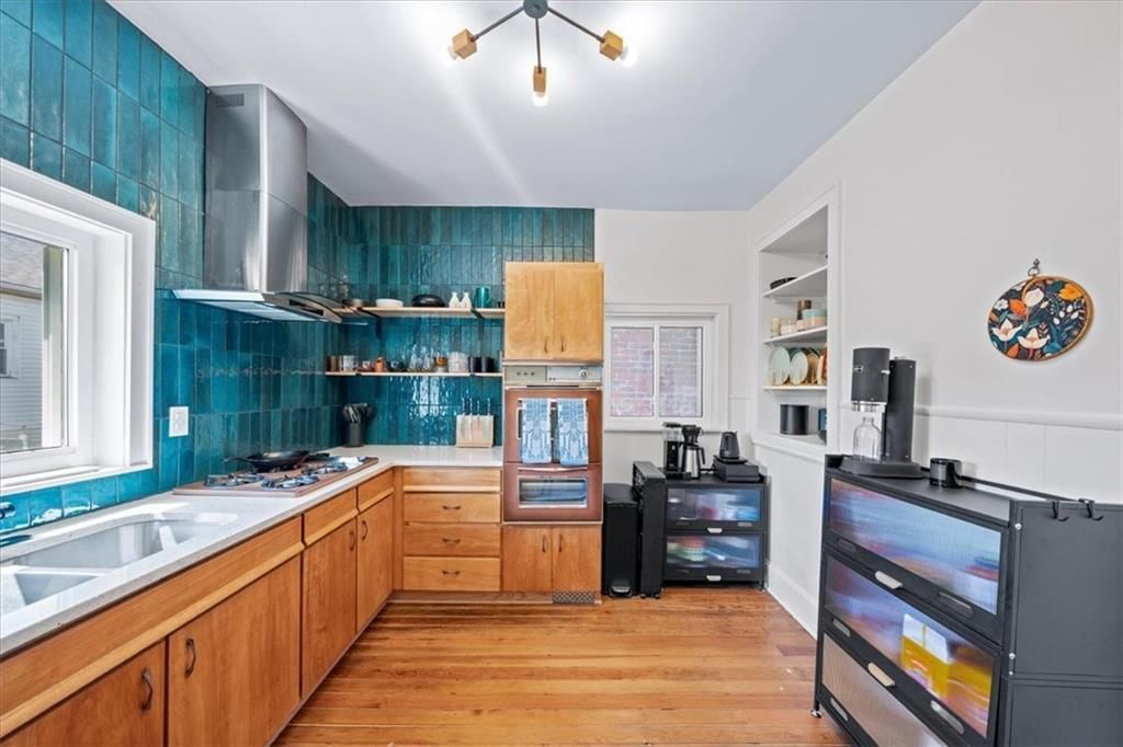 713 W 20th Street — photo 17