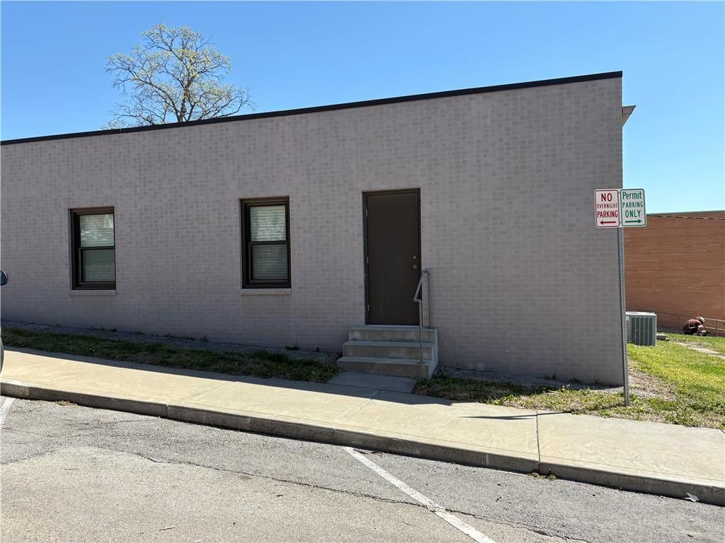 820 Kansas Avenue — photo 4