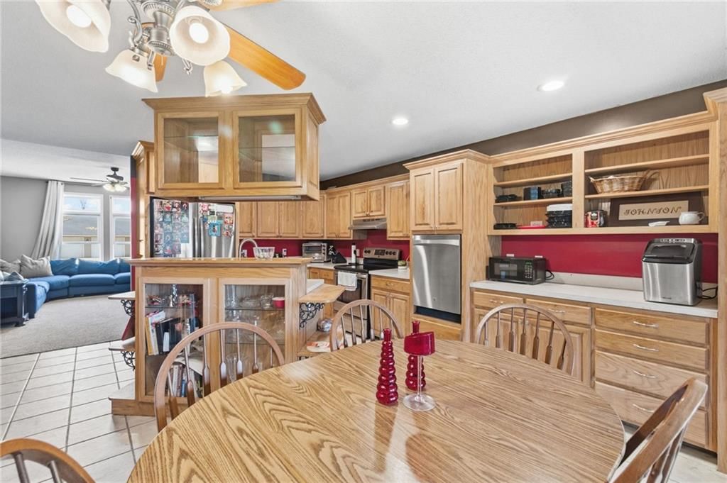 206 Krause Street — photo 10