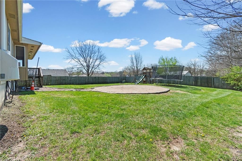 206 Krause Street — photo 31