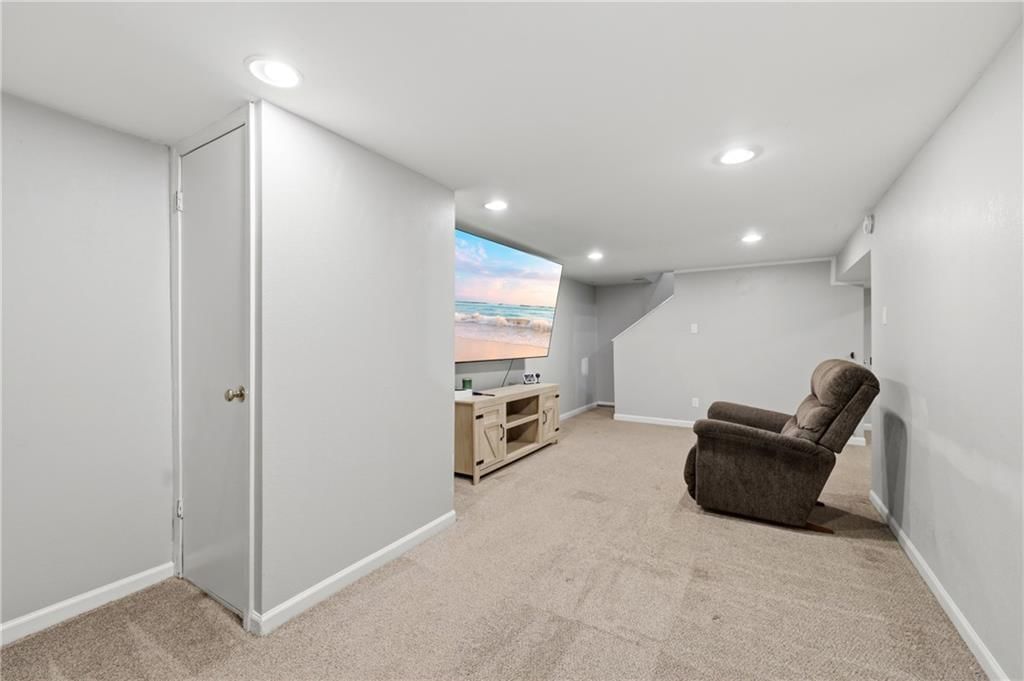 4709 Evanston Avenue — photo 14