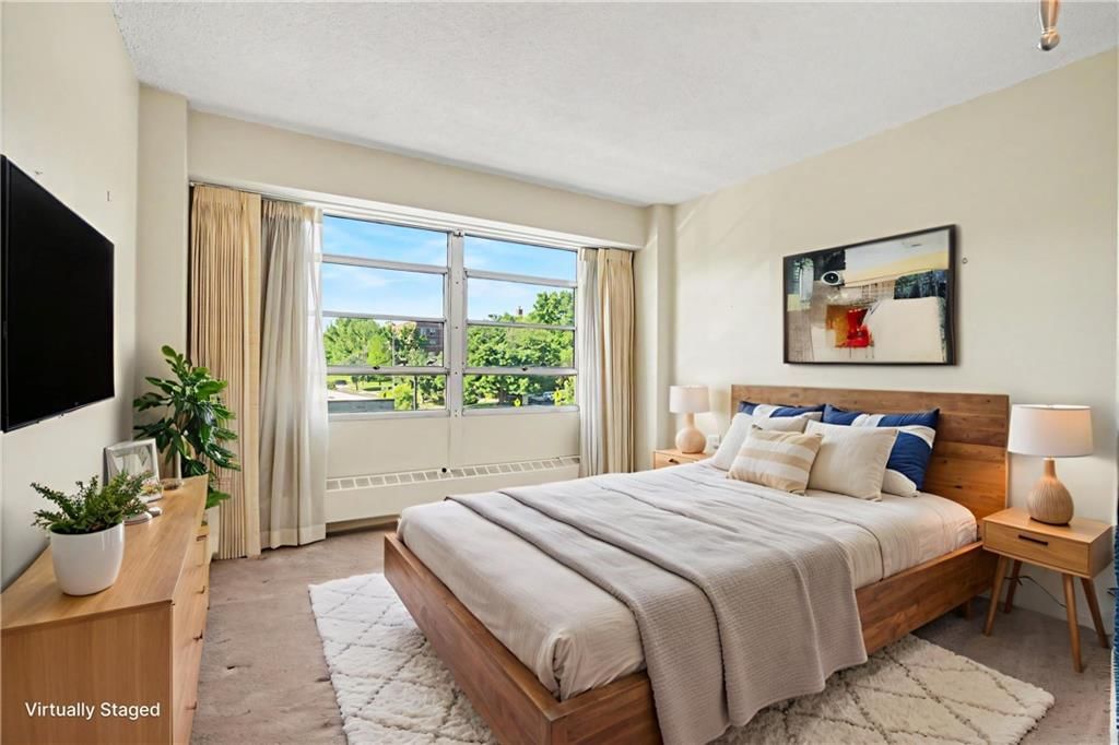 333 W Meyer Boulevard — photo 11