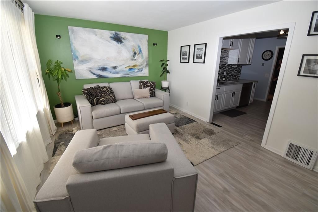 800 W 89th Terrace — photo 14
