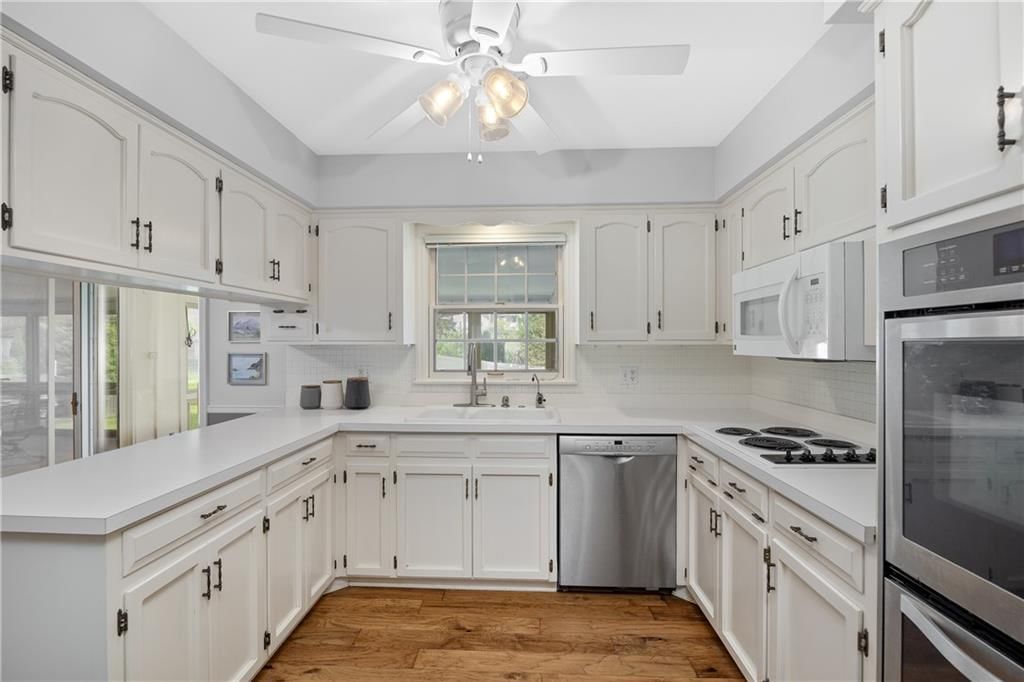 3312 E Colony Square — photo 18