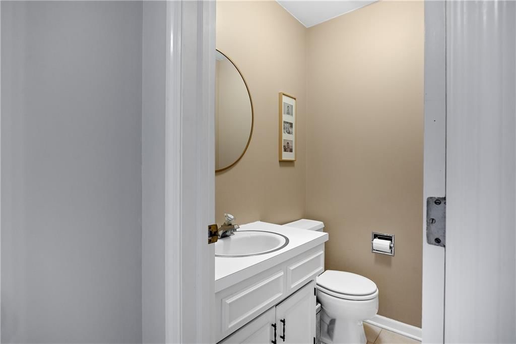 3312 E Colony Square — photo 21