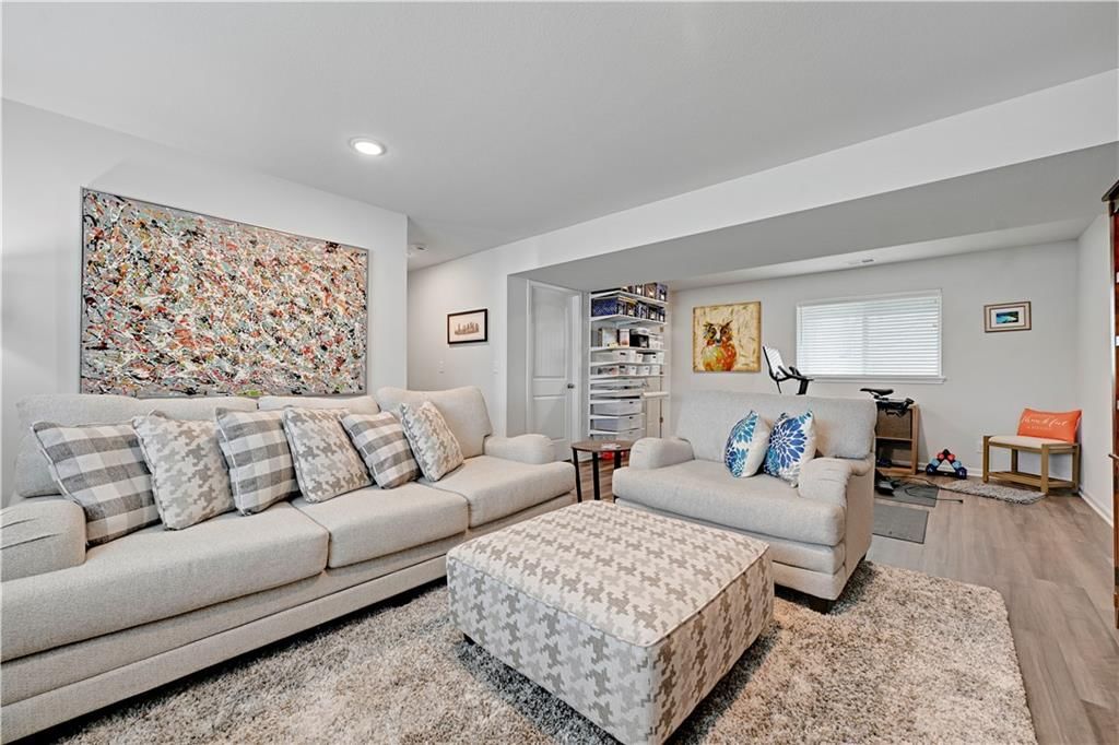 826 Shane Court — photo 25