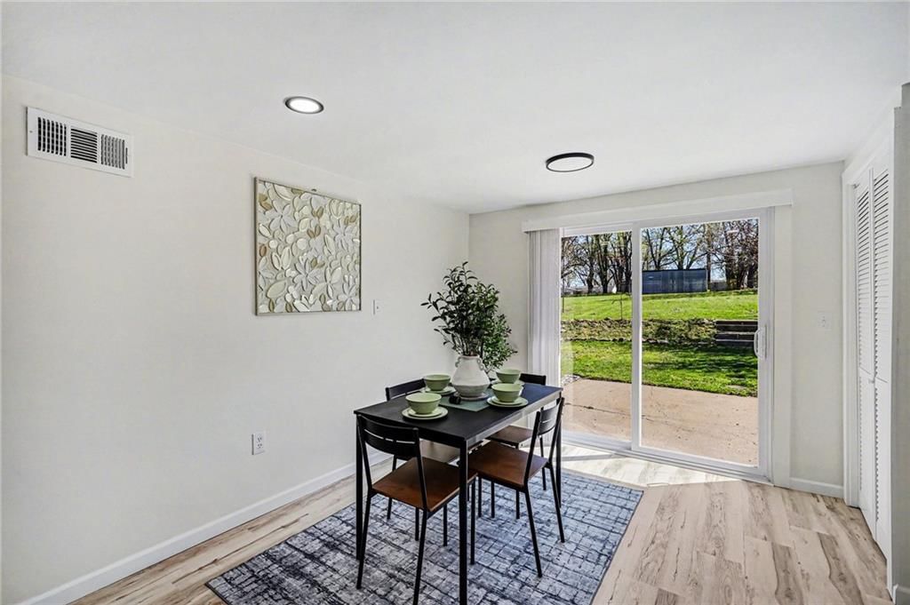 2119 S Lees Summit Road S — photo 11