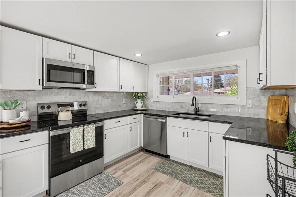 2119 S Lees Summit Road S — photo 14