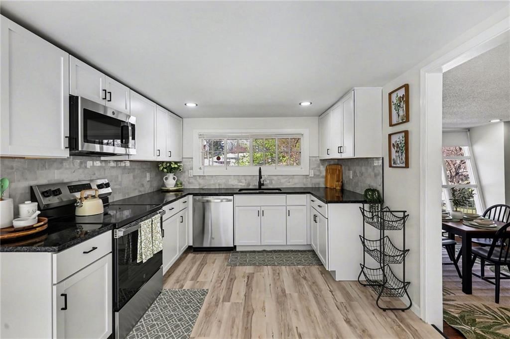 2119 S Lees Summit Road S — photo 15