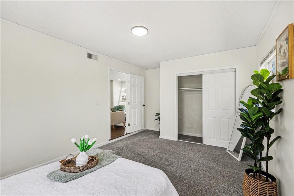 2119 S Lees Summit Road S — photo 18