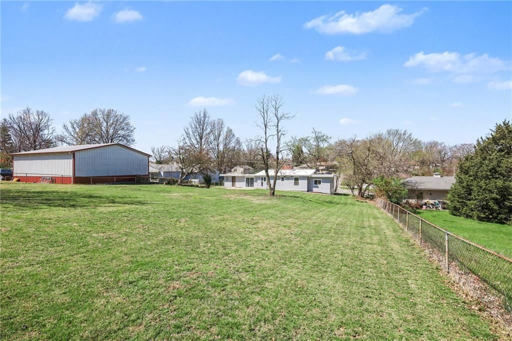 2119 S Lees Summit Road S — photo 28