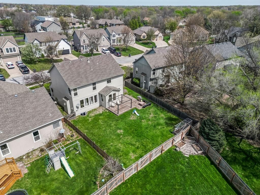 18447 W 154th Terrace — photo 39