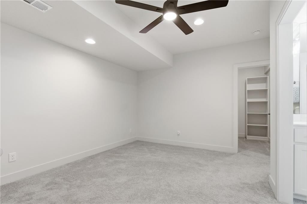 8181 Valley Road — photo 39