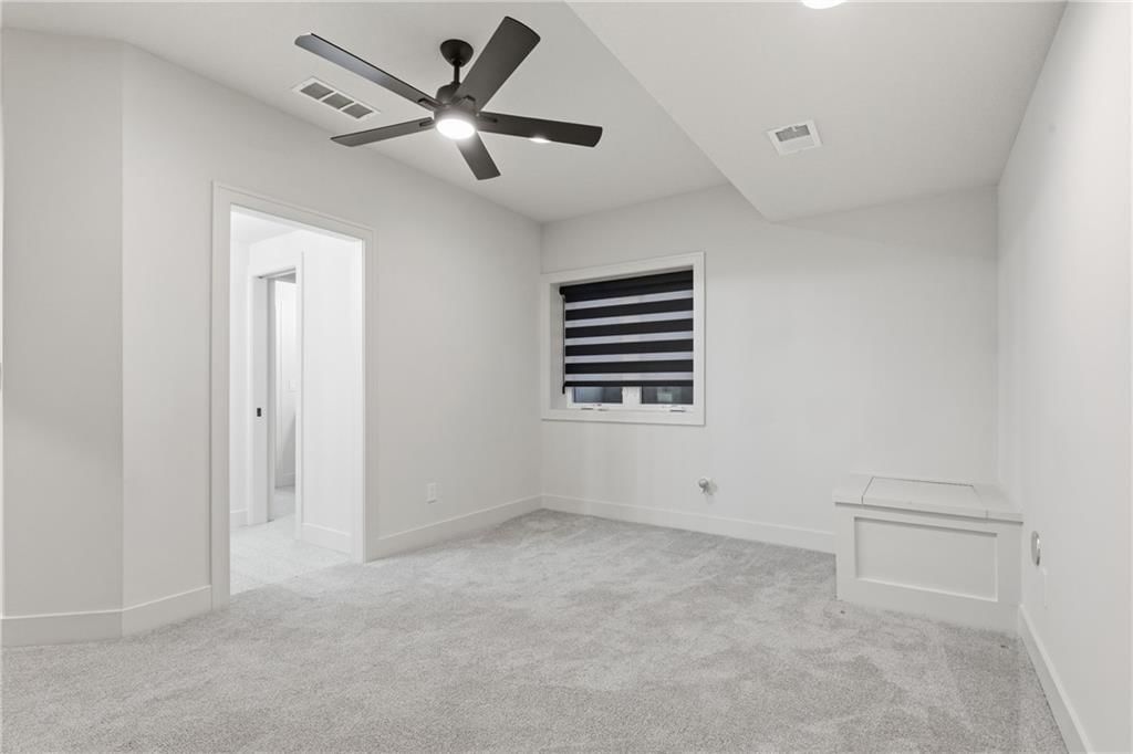 8181 Valley Road — photo 40