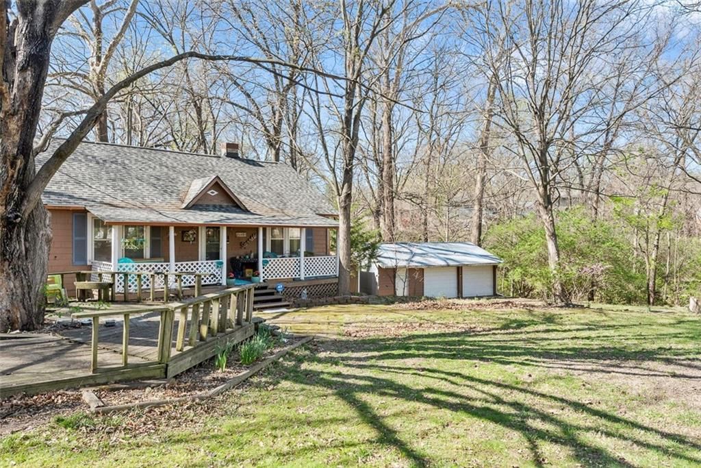 5401 NE Russell Road — photo 4