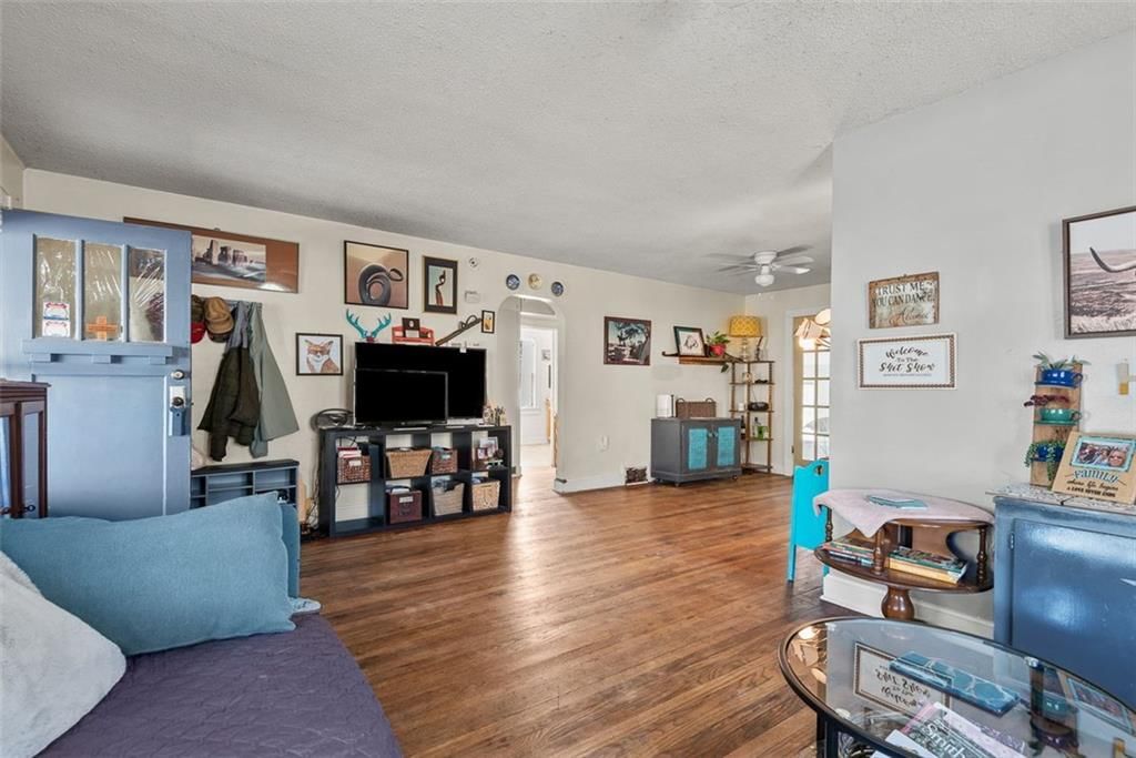 5401 NE Russell Road — photo 11