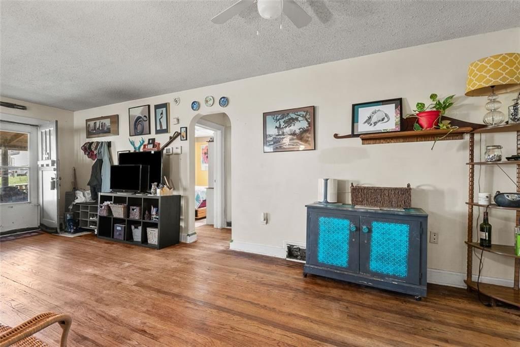 5401 NE Russell Road — photo 14