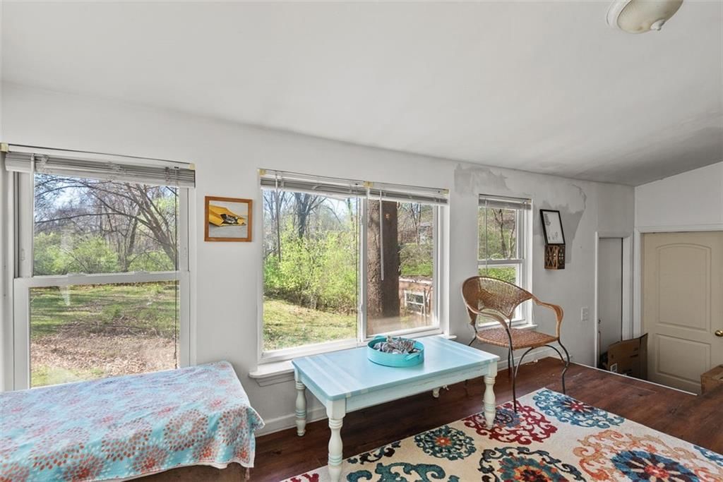 5401 NE Russell Road — photo 26