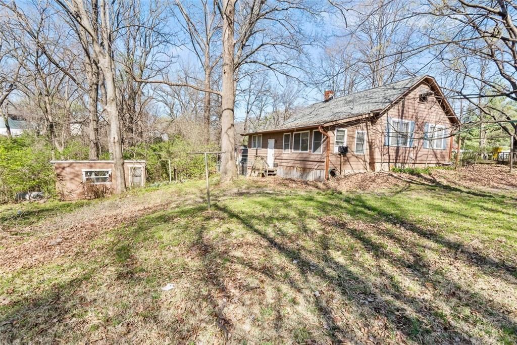 5401 NE Russell Road — photo 31