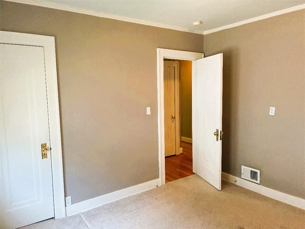 222 W 73rd Terrace — photo 17