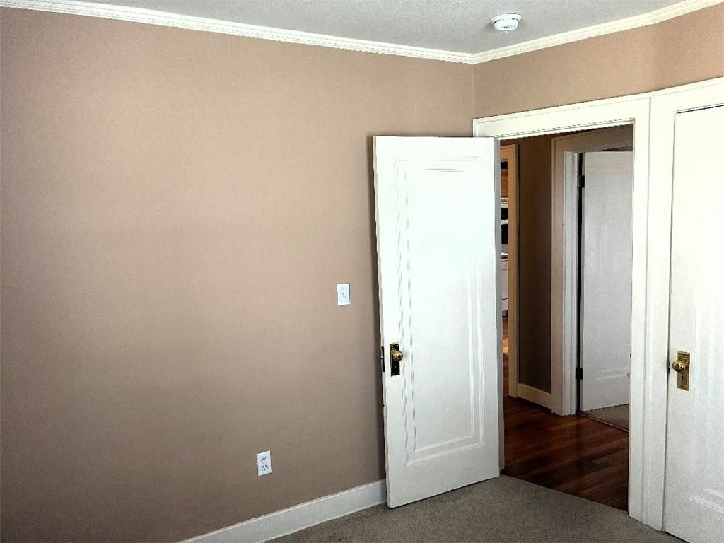 222 W 73rd Terrace — photo 19