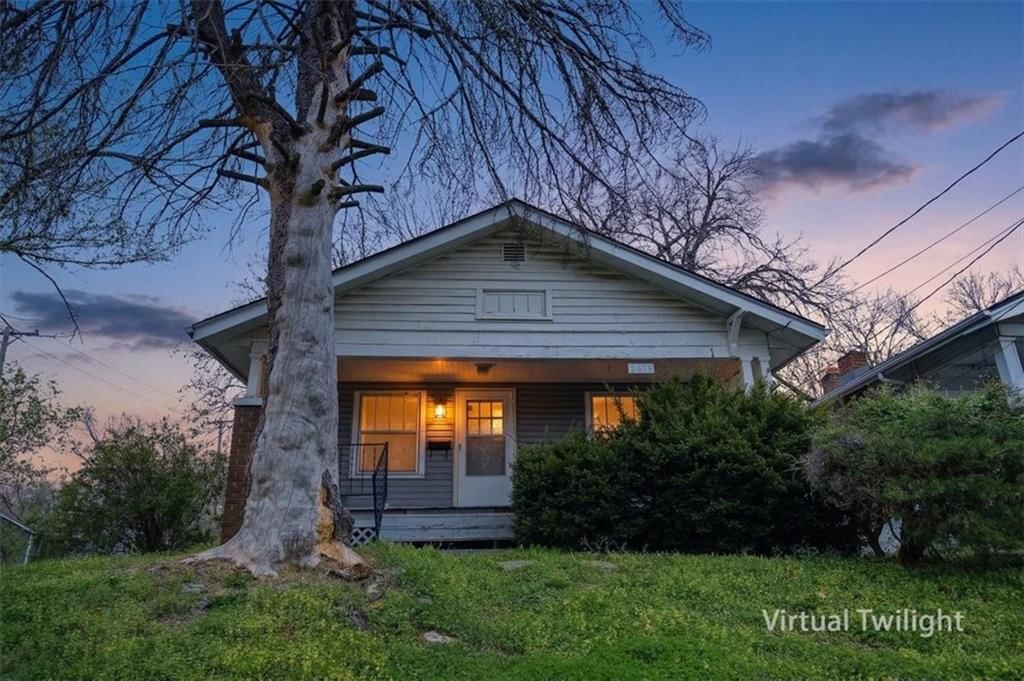 2618 Georgia Avenue — photo 2