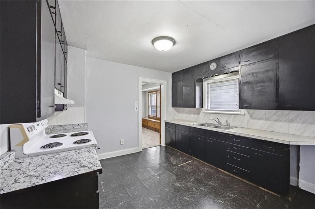 2618 Georgia Avenue — photo 9