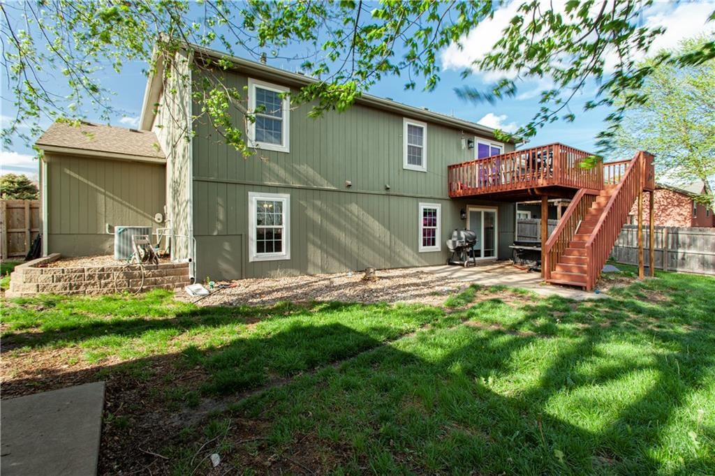 213 NE Dreamweaver Avenue — photo 7
