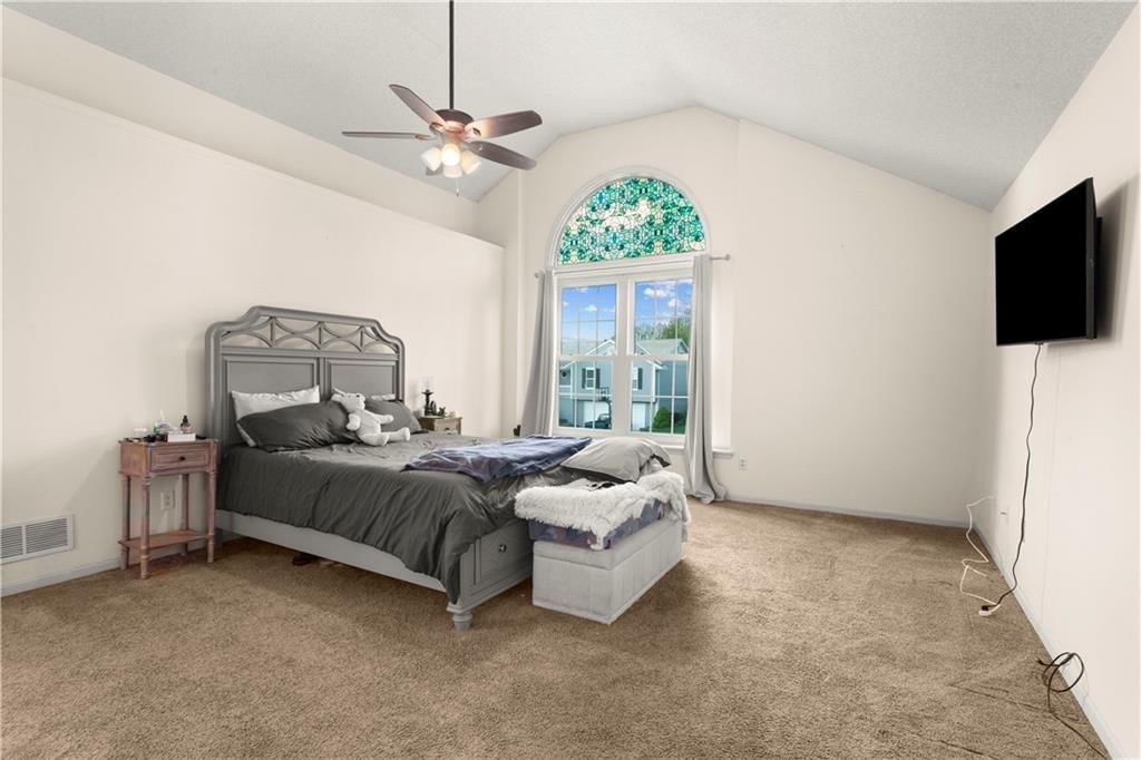 213 NE Dreamweaver Avenue — photo 28