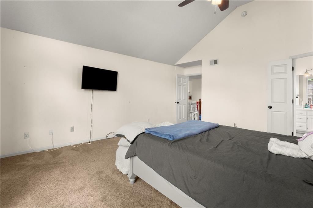 213 NE Dreamweaver Avenue — photo 29