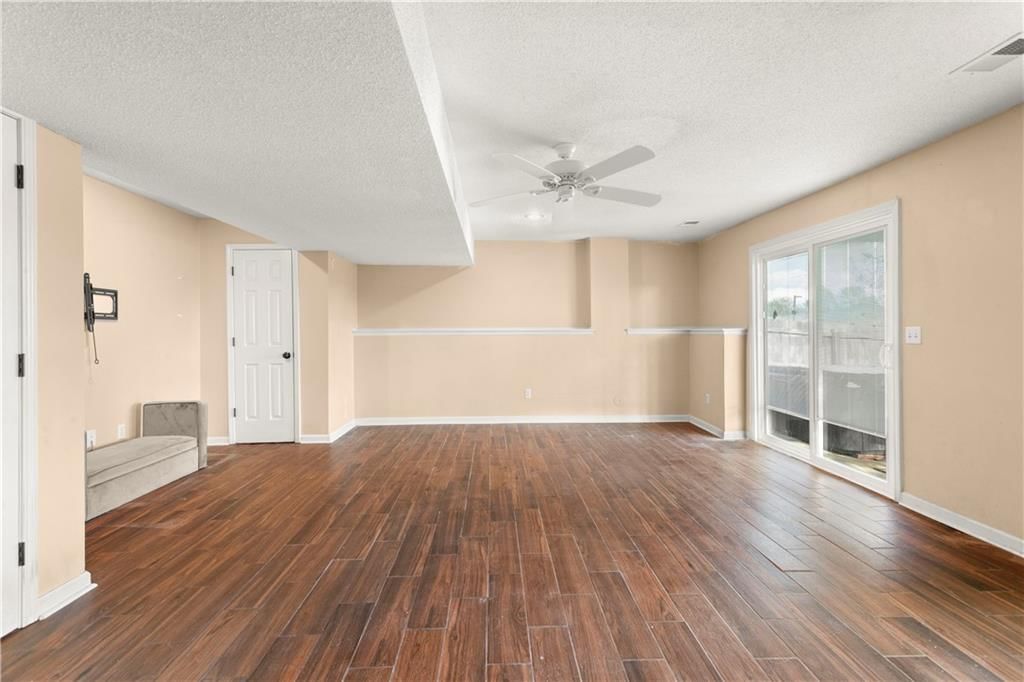 213 NE Dreamweaver Avenue — photo 34