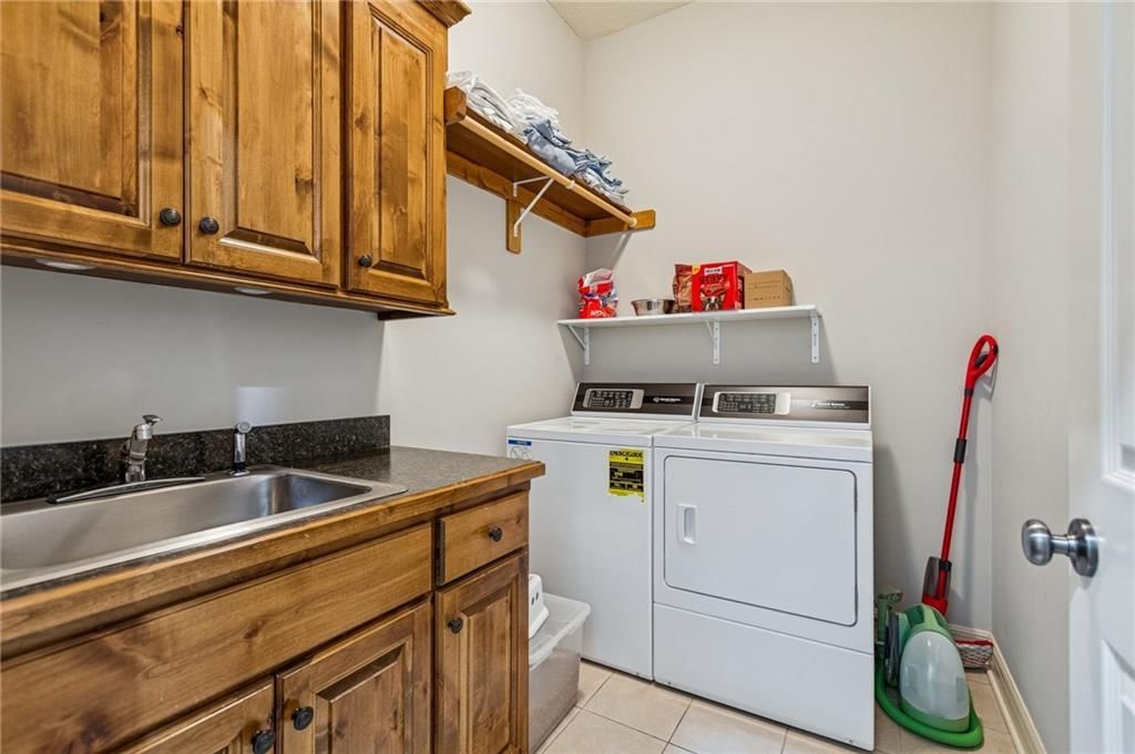 15002 S Glen Eyrie Street — photo 11