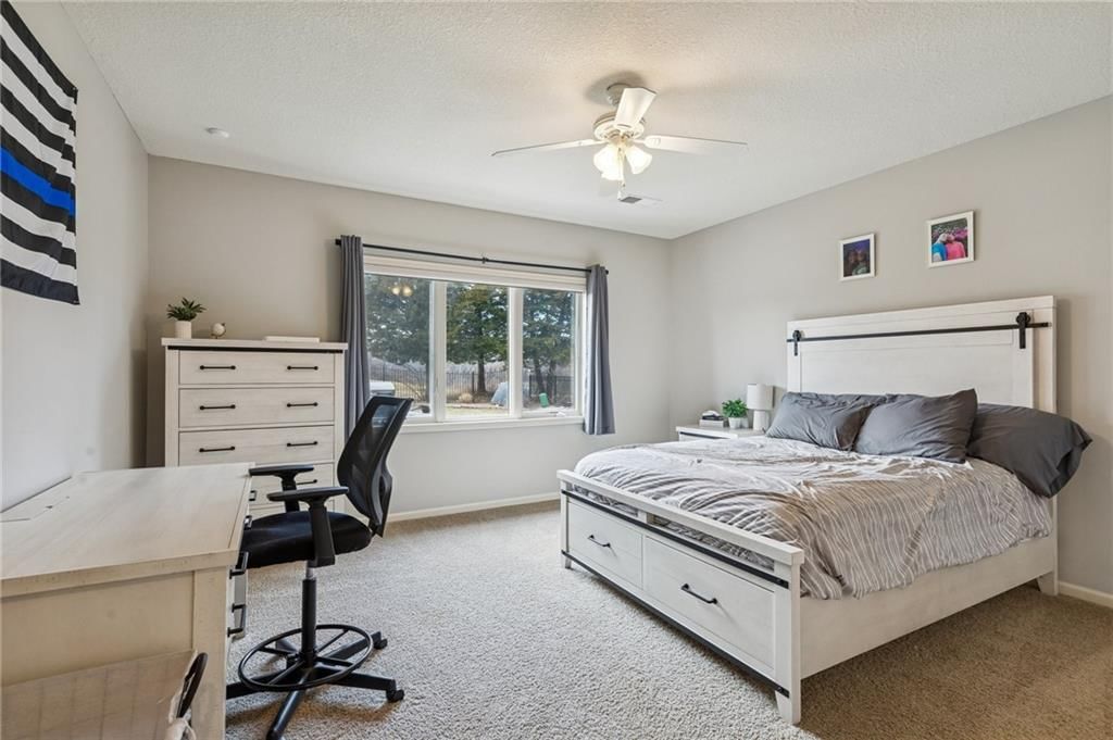 15002 S Glen Eyrie Street — photo 25
