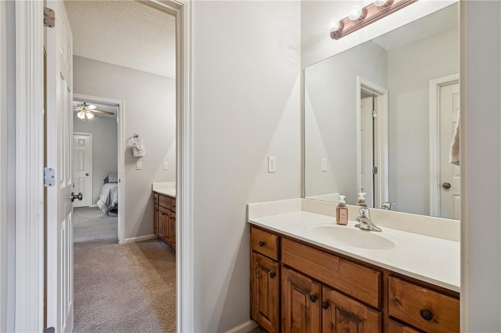 15002 S Glen Eyrie Street — photo 29