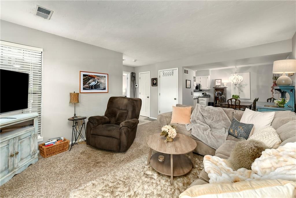 12609 W 110TH Terrace — photo 6