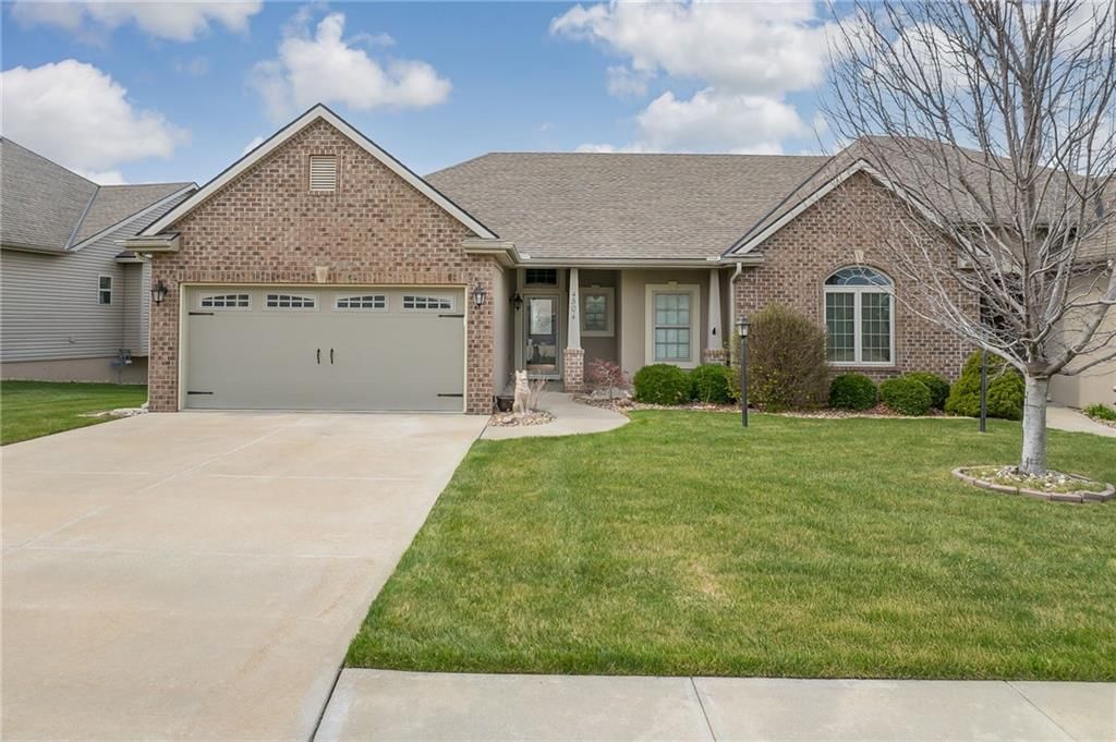 4504 Stonebridge Drive W — photo 1