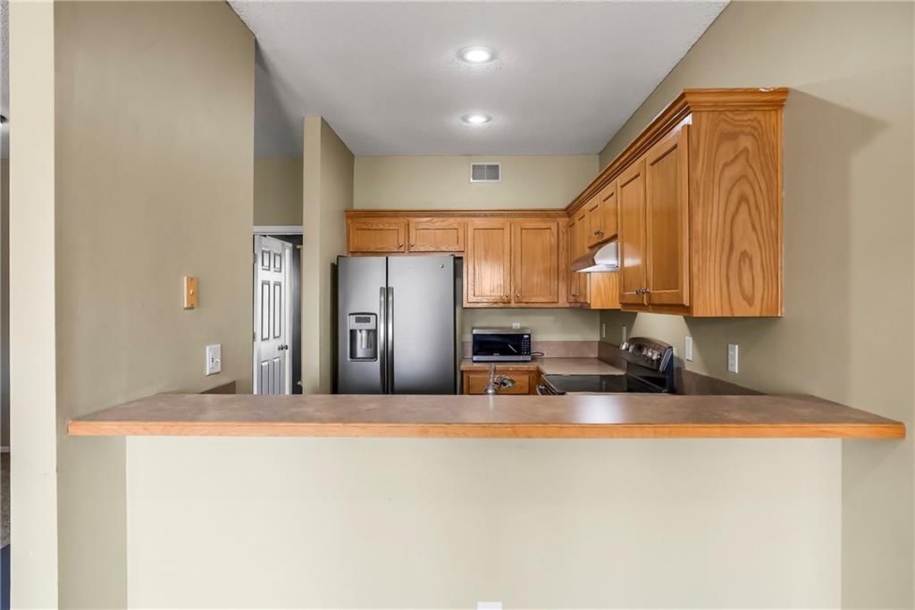742 S WOODSON Lane — photo 8