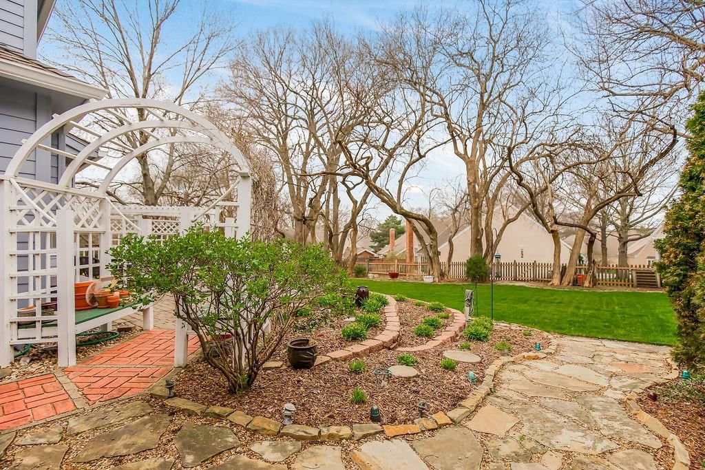 9708 W 121st Terrace — photo 44