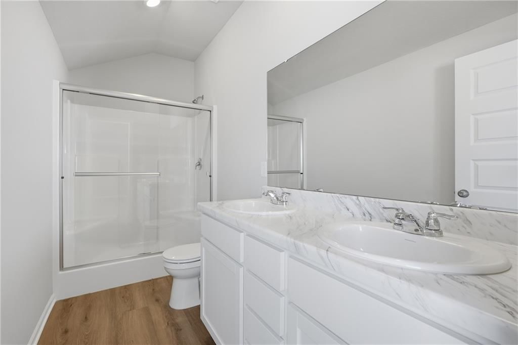 19427 Lincoln Street — photo 10