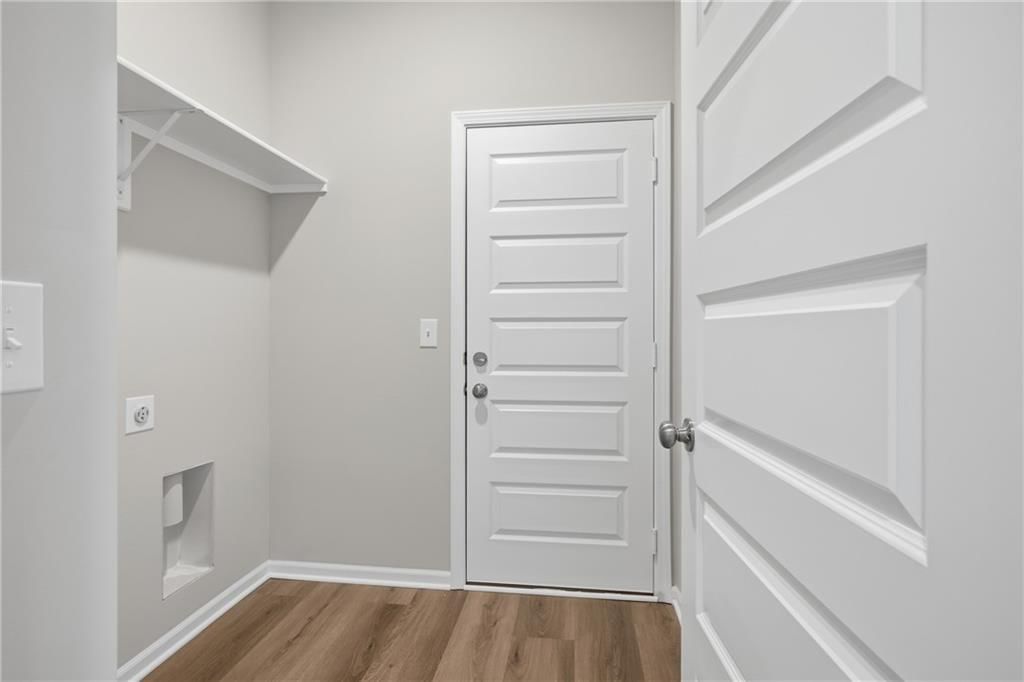 19427 Lincoln Street — photo 15