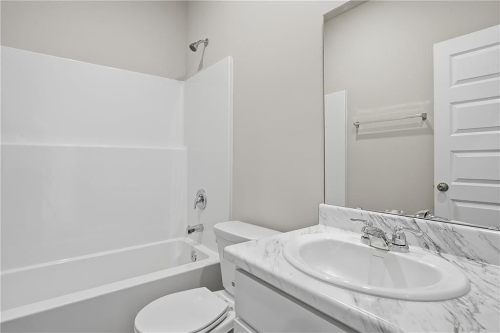 19427 Lincoln Street — photo 16