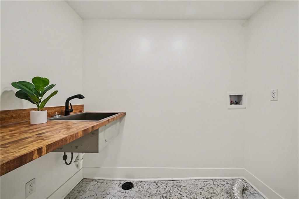 8305 NW Forest Drive — photo 30