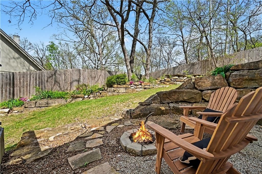 8305 NW Forest Drive — photo 33
