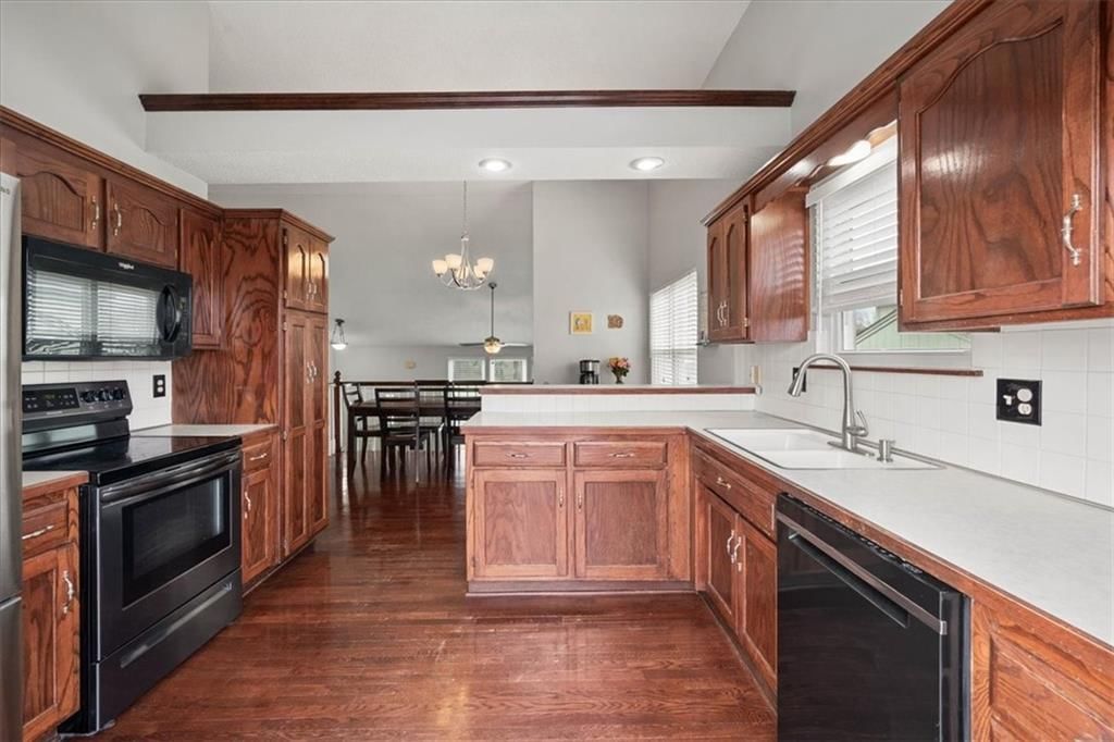 1536 SE 11th Street — photo 8