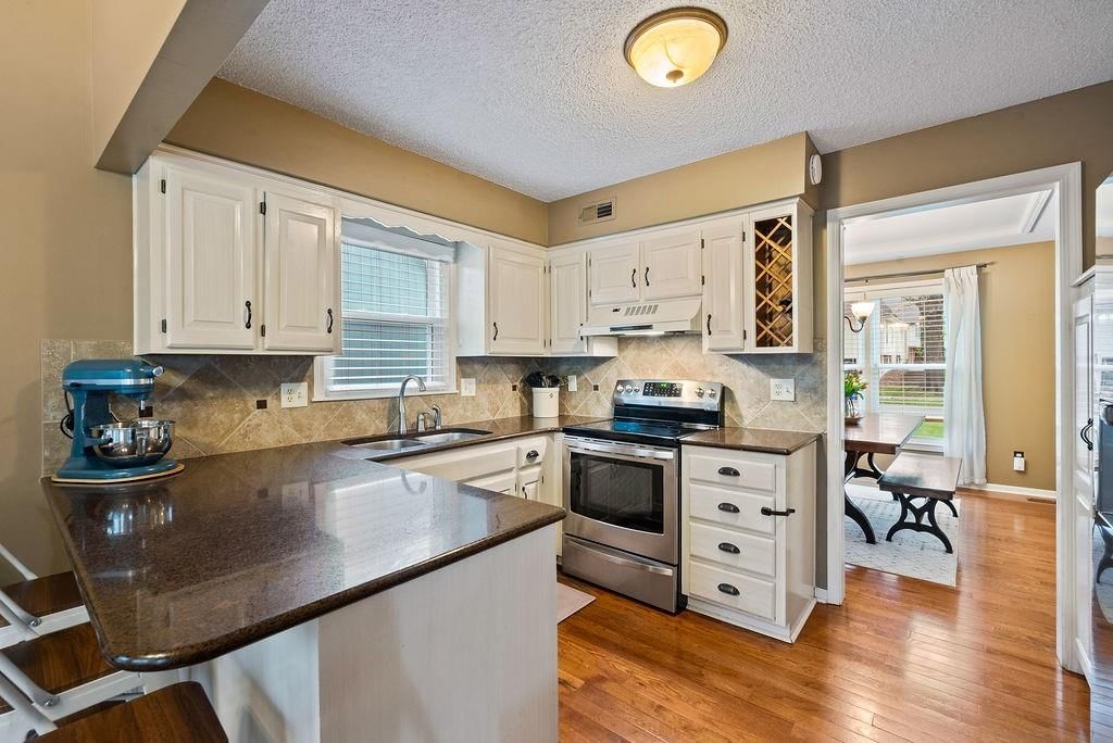 1307 SE 6th Street — photo 4