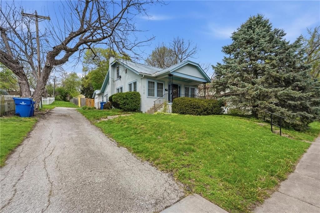 116 N Fairview Avenue, Liberty, MO