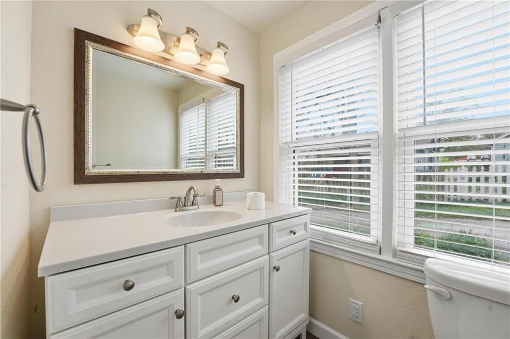 116 N Fairview Avenue — photo 16