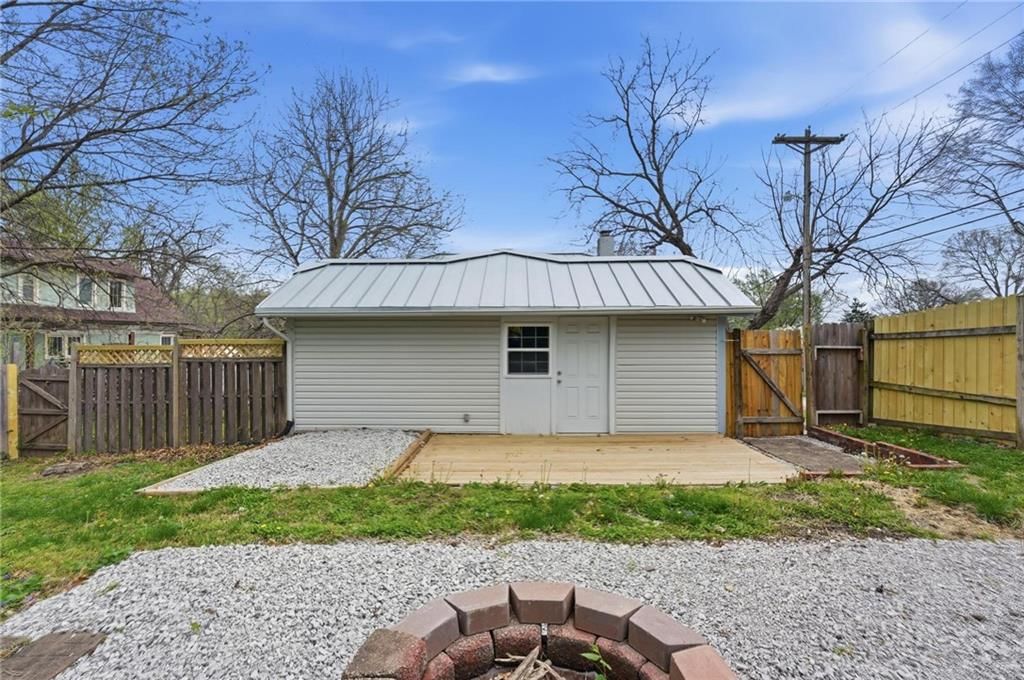 116 N Fairview Avenue — photo 33